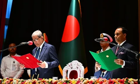 দেশের ২৩তম রাষ্ট্রপতি হিসেবে শপথ নিলেন মির্জা ফখরুল